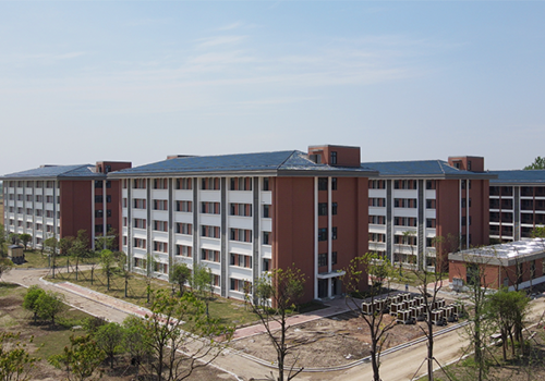 年省百万运行费用！乐鱼空气能专为解决学生用水难题，这个学校选对了！